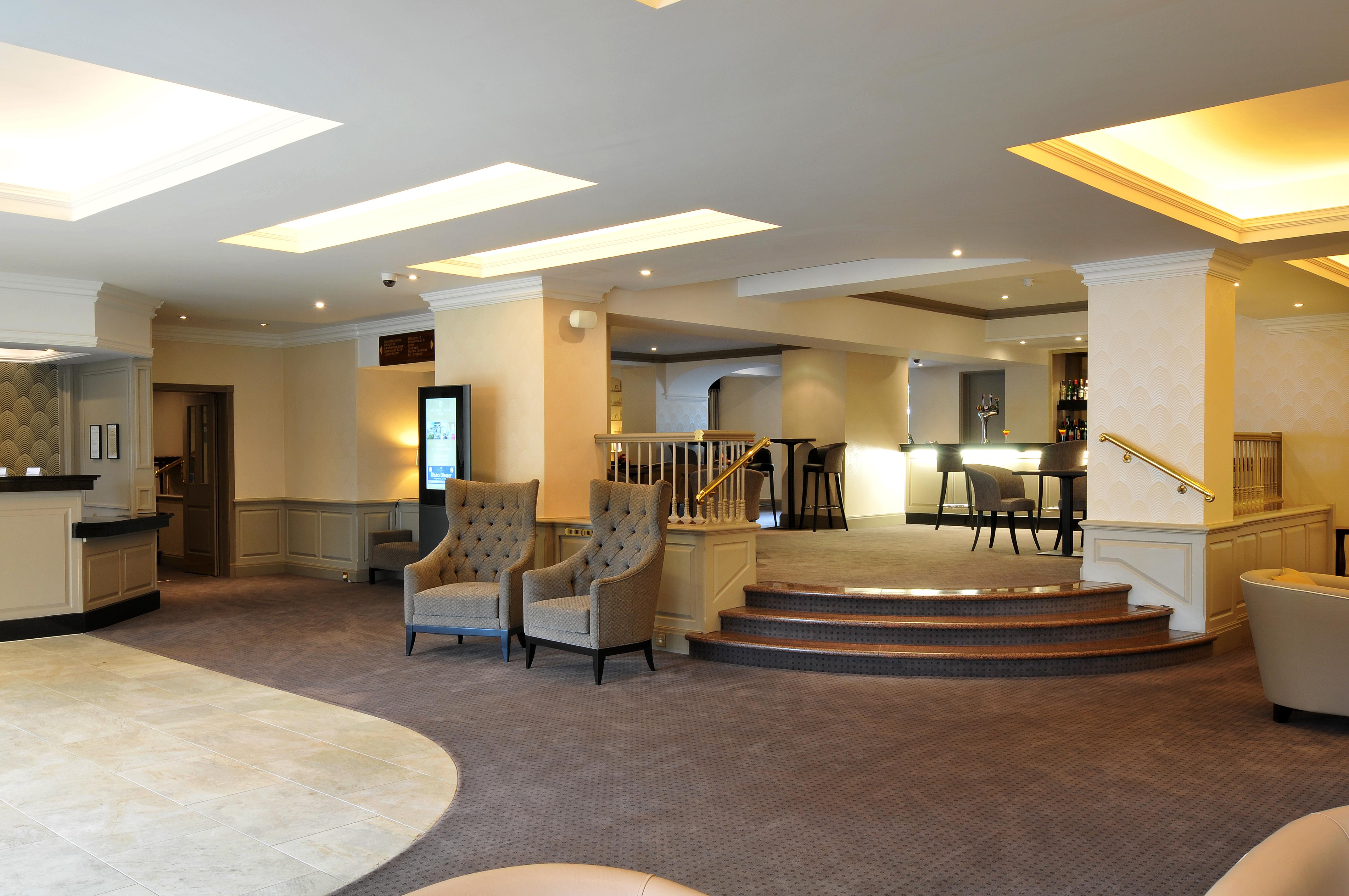 Bromley Court Hotel London Екстер'єр фото