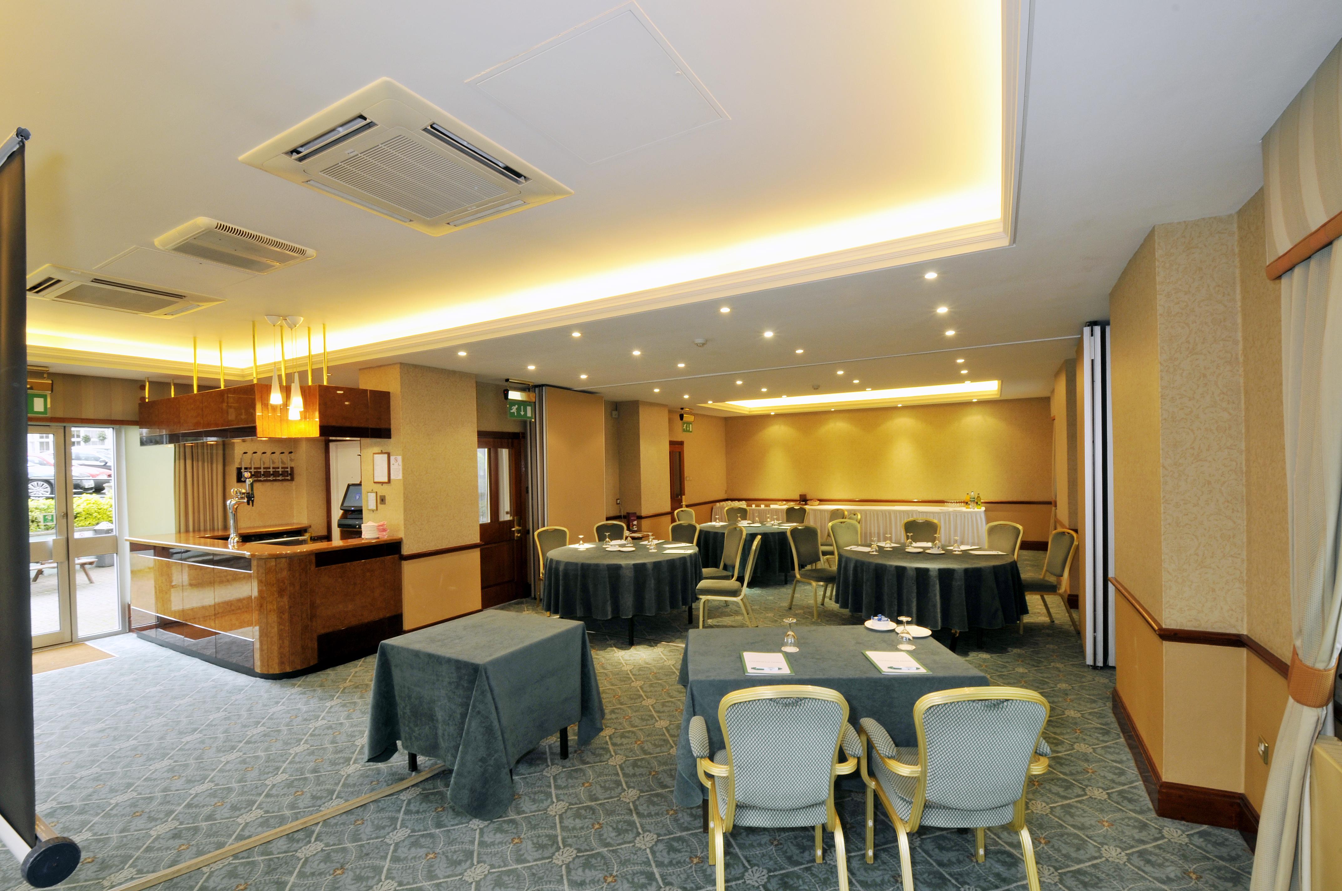 Bromley Court Hotel London Екстер'єр фото